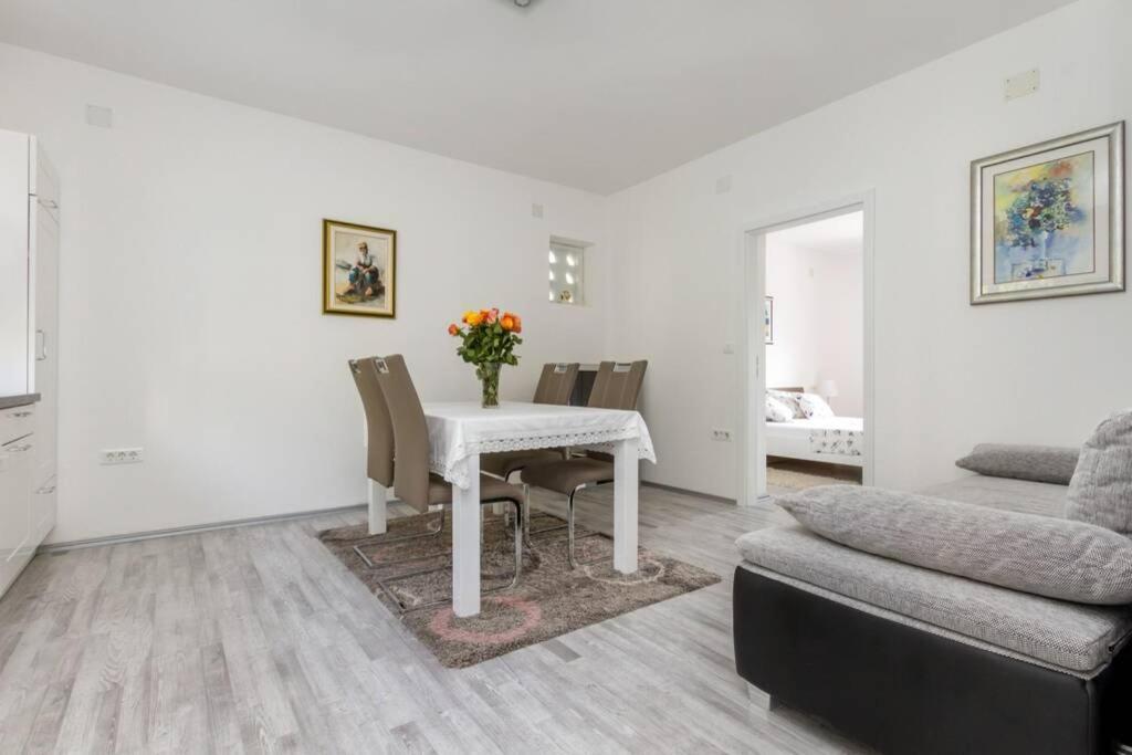 Appartement Buki **** Split