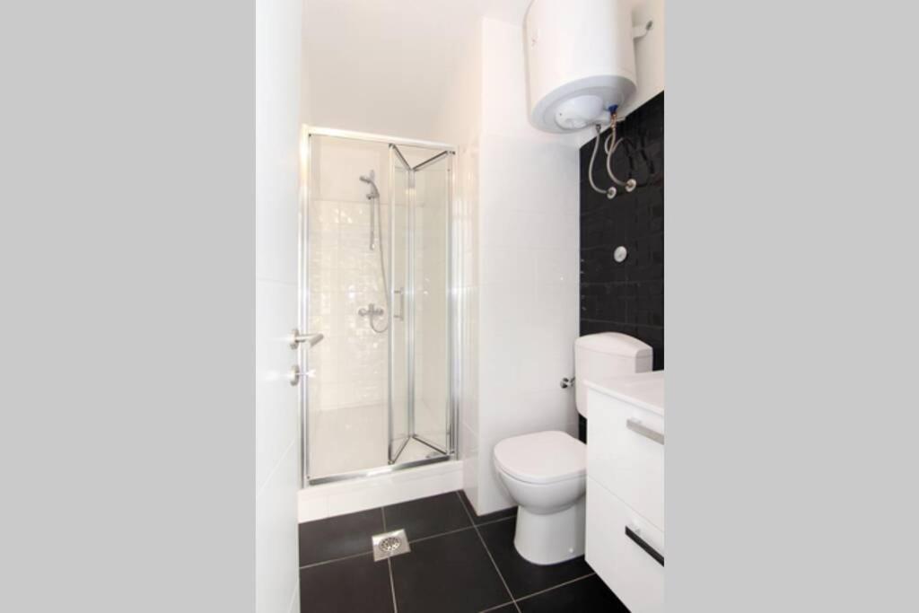 Buki **** Appartement *